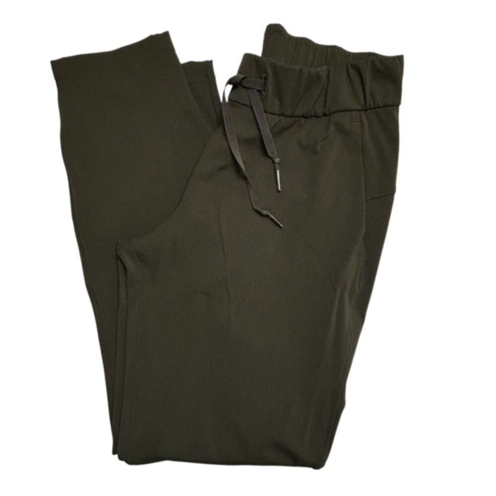 Lululemon On The Fly Pant 28" *Dark Olive - Picture 5 of 12